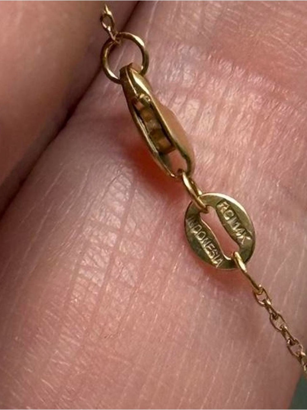 Gold Chain Necklace with Clear Solitaire - Picture 2 of 3